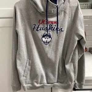 UCONN HUSKIES HOODIE